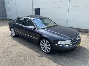 Audi S8