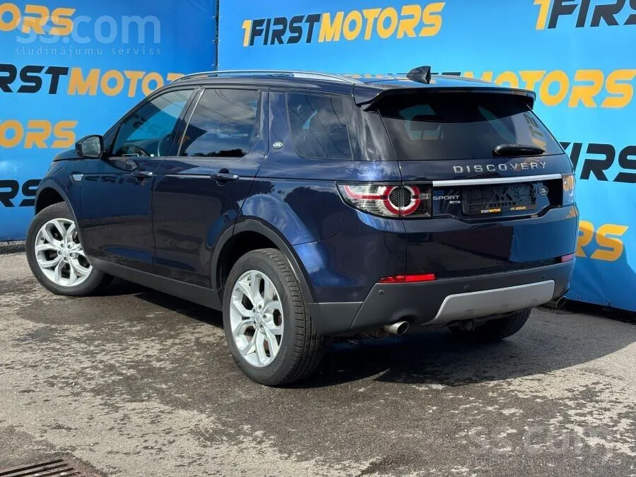 Land Rover Discovery Sport 2016 photo 2