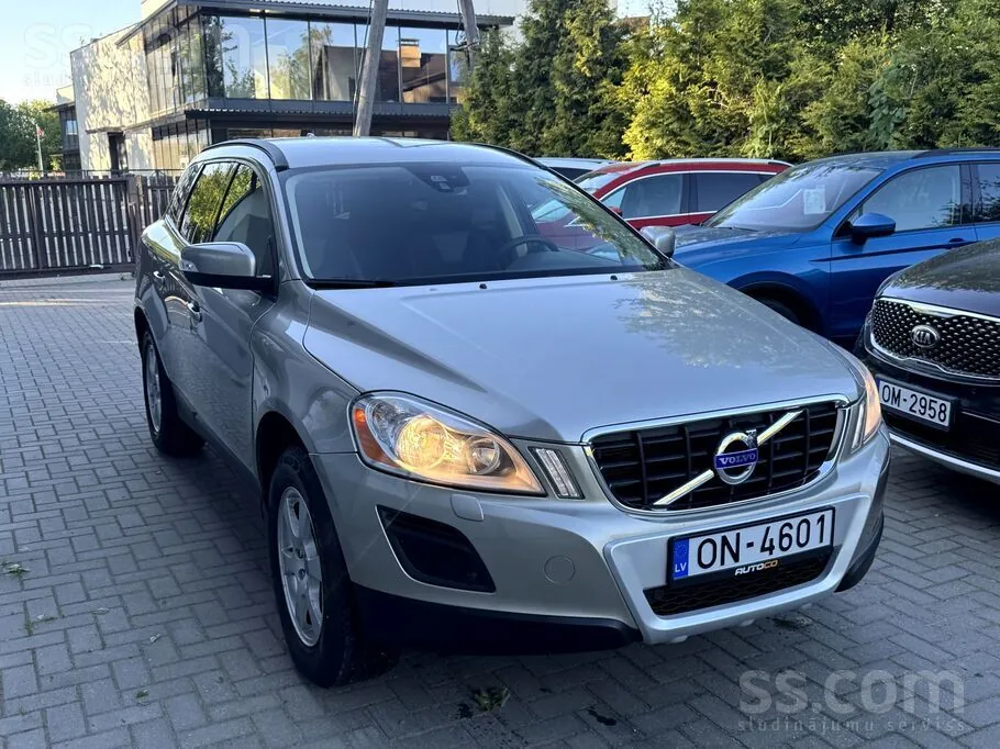 Volvo Xc 60 2012 photo 2