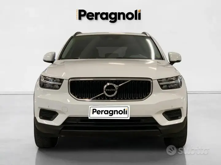 Volvo Xc40 2021 photo 2