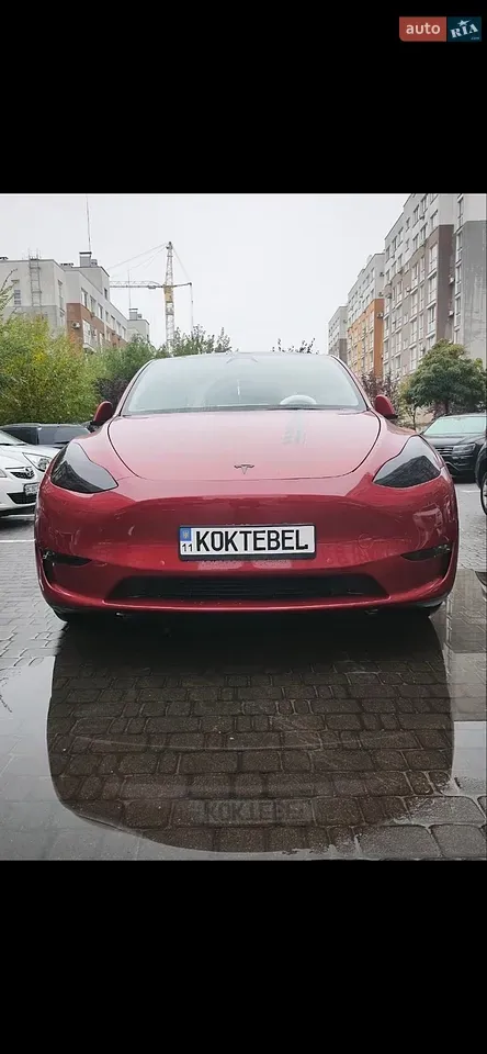 Tesla Model Y
