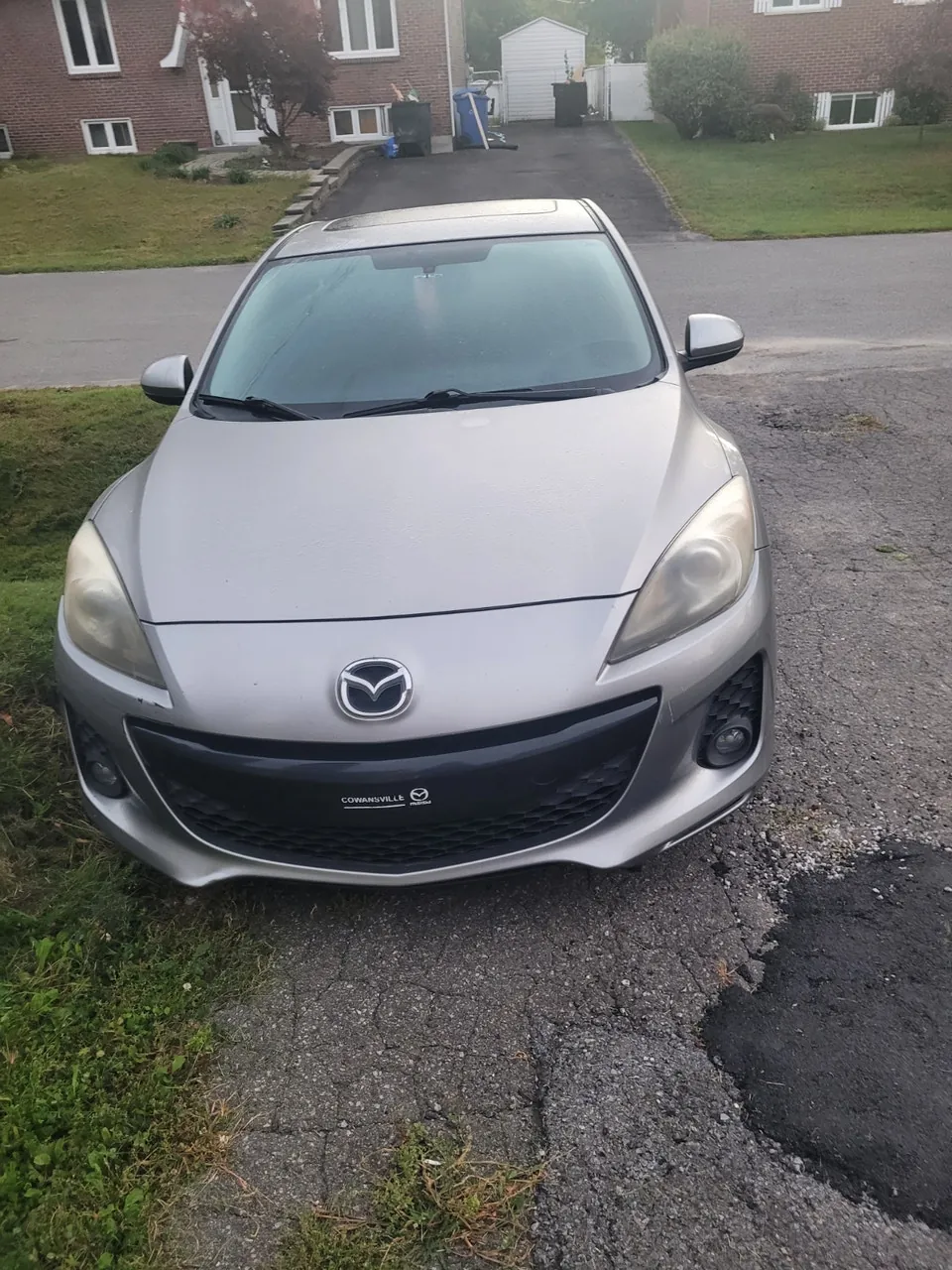 Mazda 3 Gt 2012 photo 2