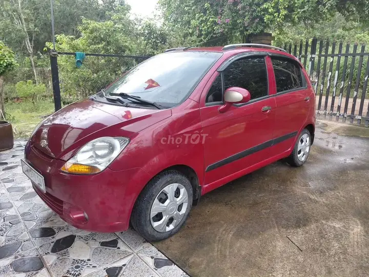 Chevrolet Spark 2011 photo 3