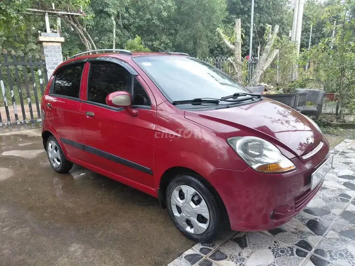 Chevrolet Spark 2011 photo 2