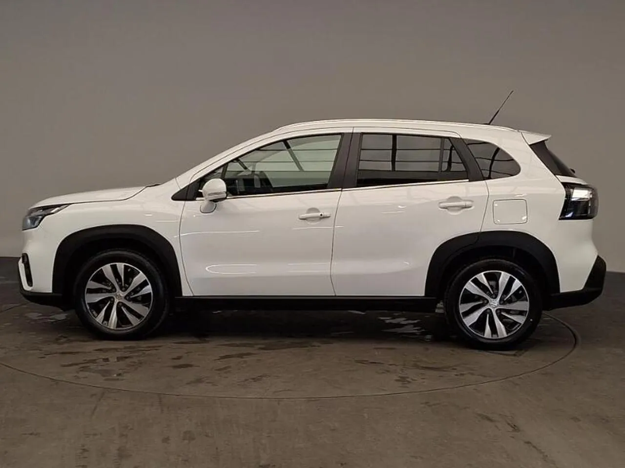 Suzuki S-Cross 2023 photo 4