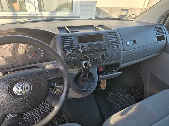 Volkswagen Transporter 2008 photo 5