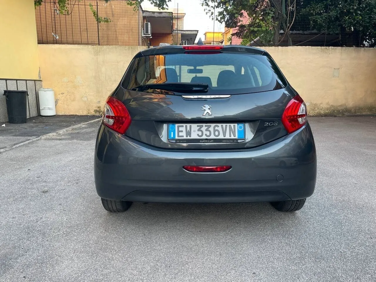 Peugeot 208 2014 photo 5