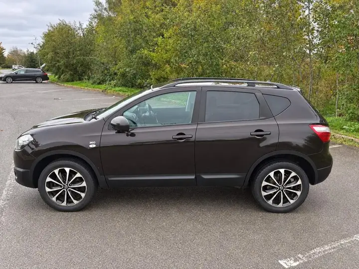 Nissan Qashqai 2013 photo 4
