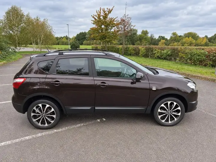 Nissan Qashqai 2013 photo 5