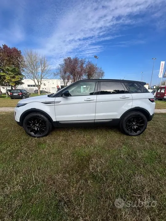 Land Rover Range Rover Evoque 2015 photo 3