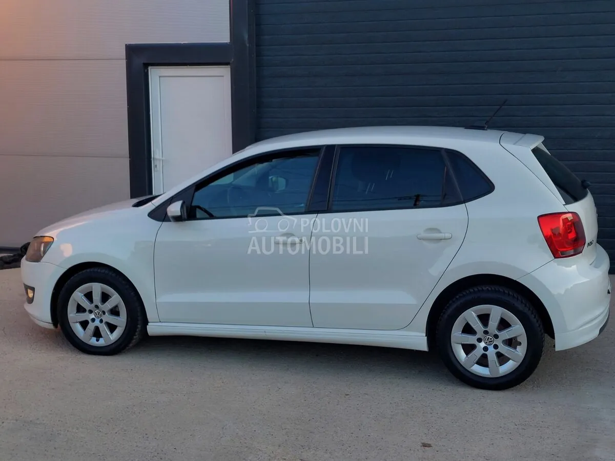 Volkswagen Polo 2013 photo 4