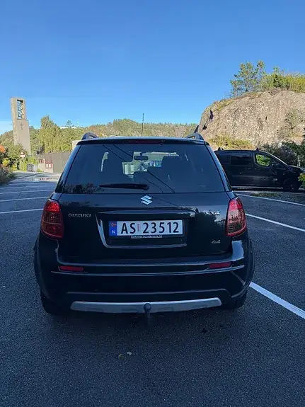 Suzuki Sx4 2010 photo 5