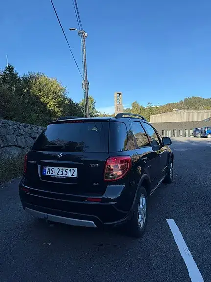 Suzuki Sx4 2010 photo 3