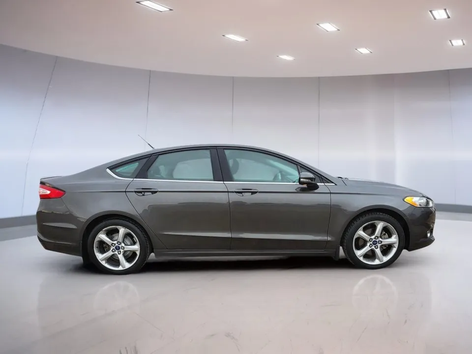 Ford Fusion 2016 photo 4