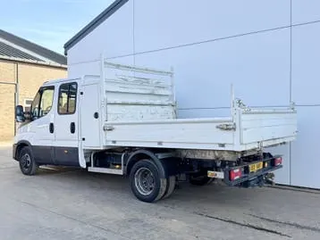 Iveco Daily 2022 photo 3