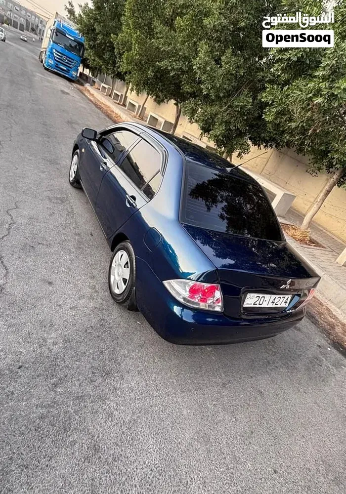 Mitsubishi Lancer 2010 photo 3
