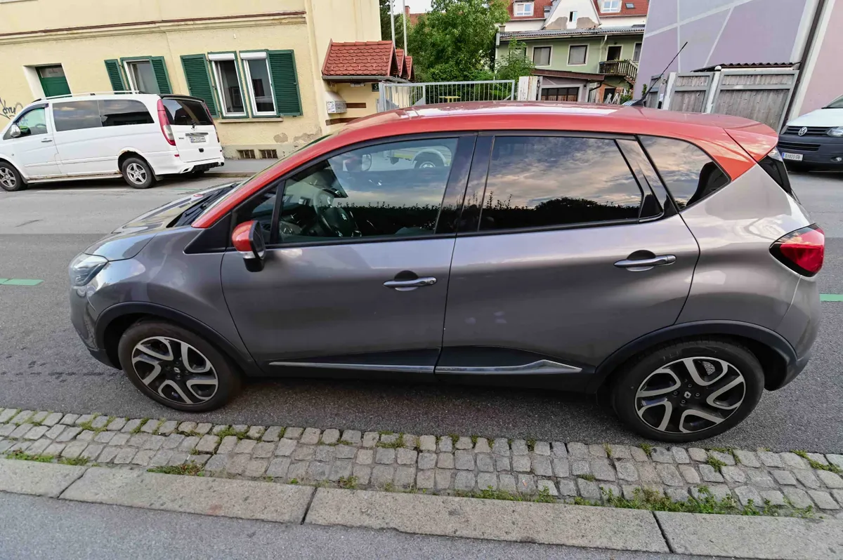 Renault Captur 2015 photo 2