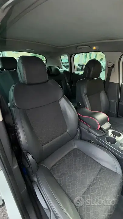 Peugeot 3008 2014 photo 5