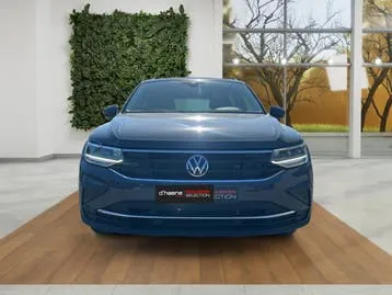 Volkswagen Tiguan 2023 photo 2