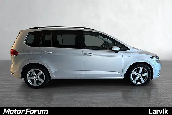 Volkswagen Touran 2017 photo 4