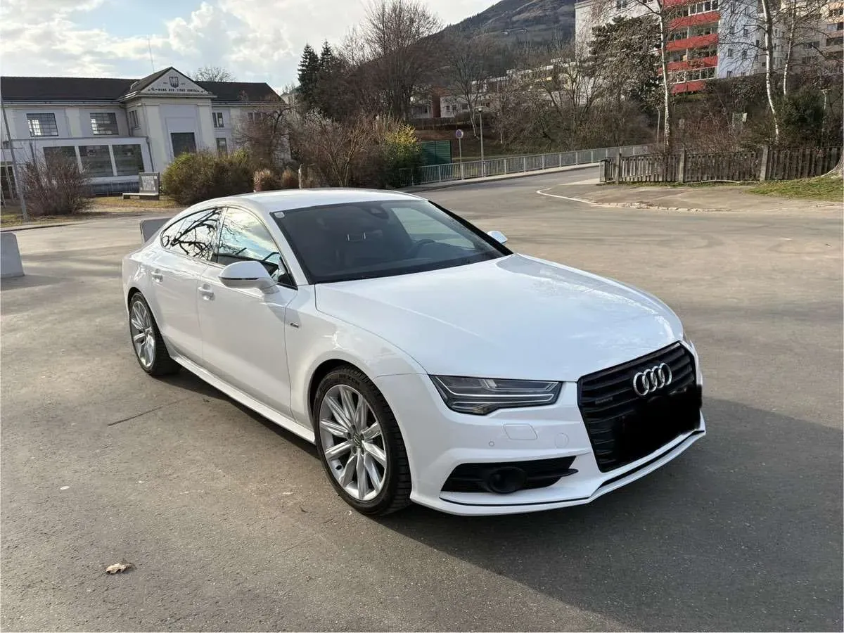 Audi A7 2015 photo 2