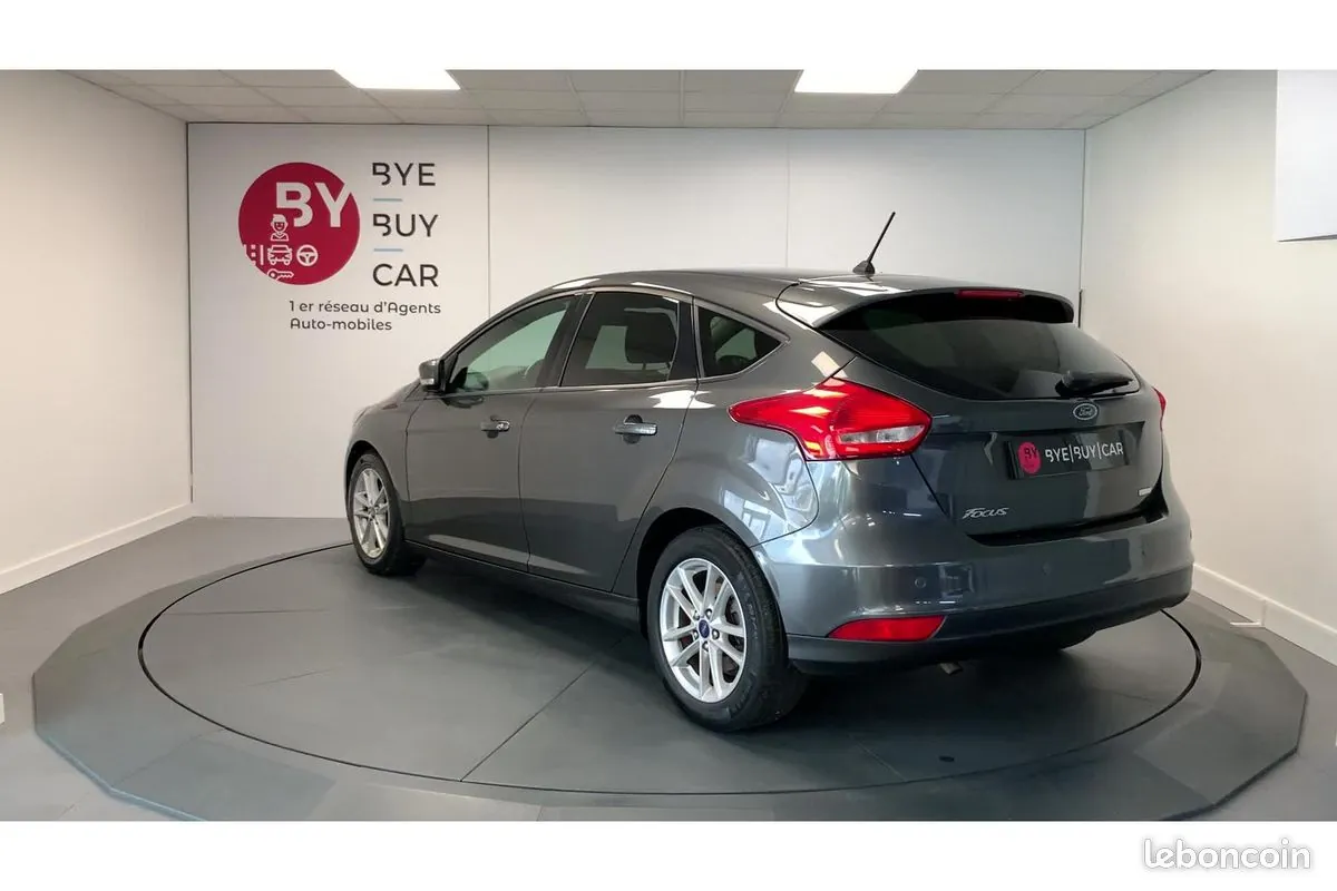 Ford Focus 2018 photo 3