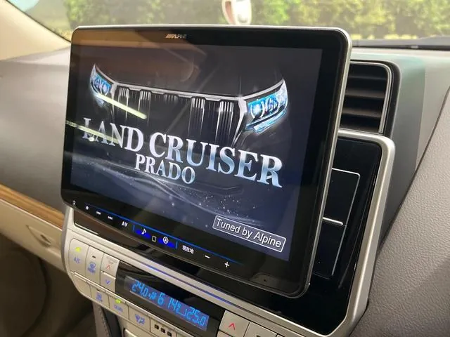Toyota Land Cruiser Prado 2023 photo 5