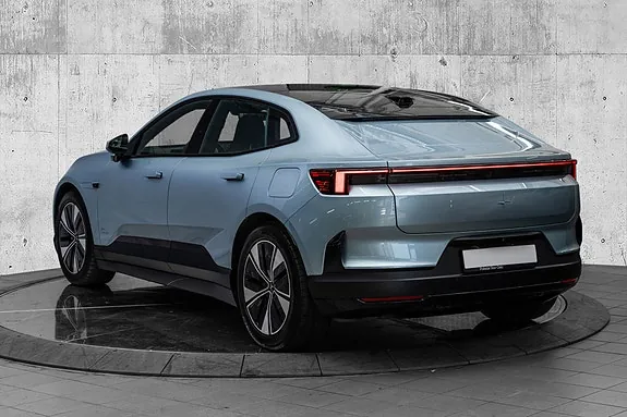 Polestar 4 2025 photo 5