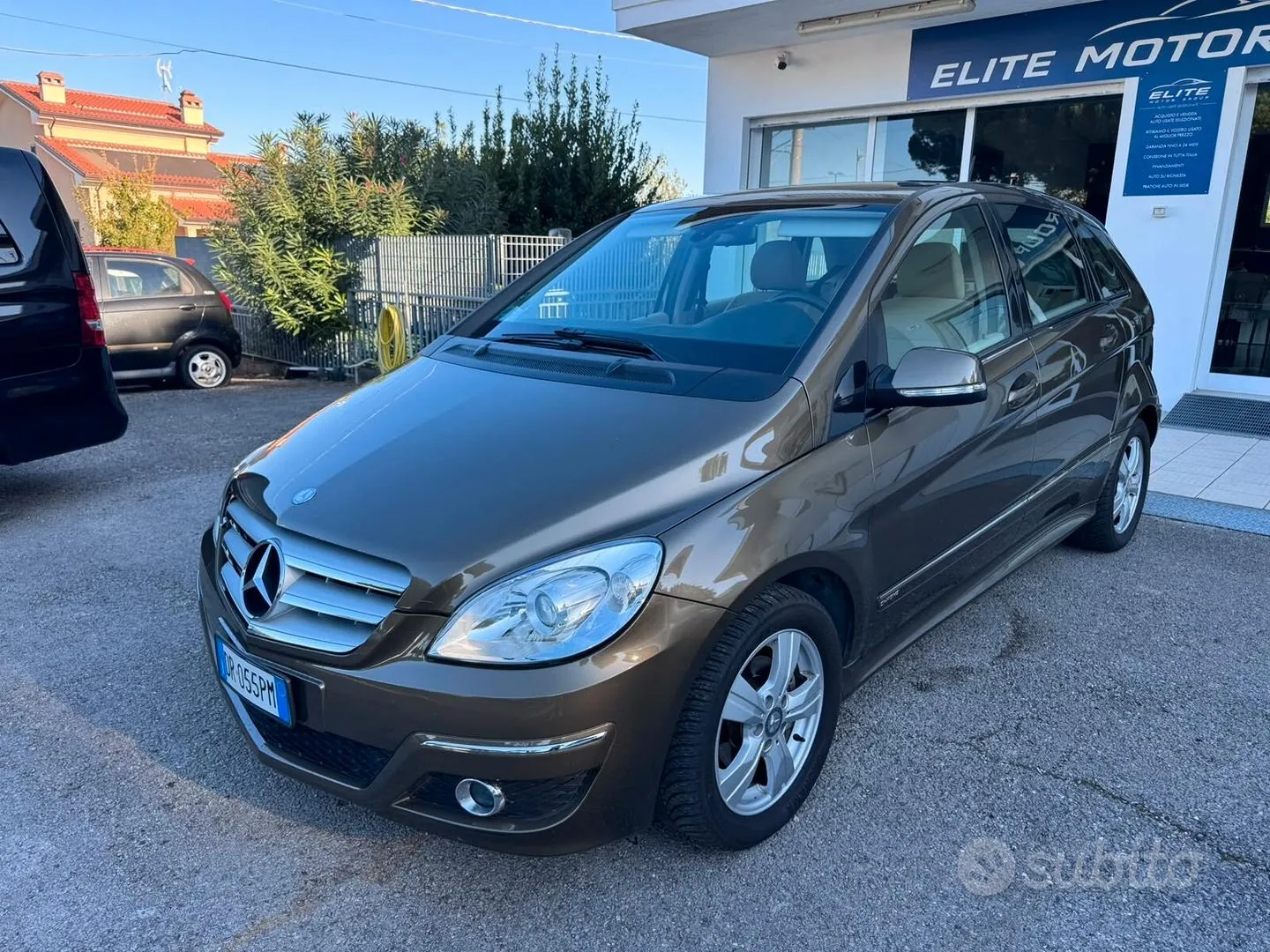 Mercedes-Benz B-Class 2009 photo 2
