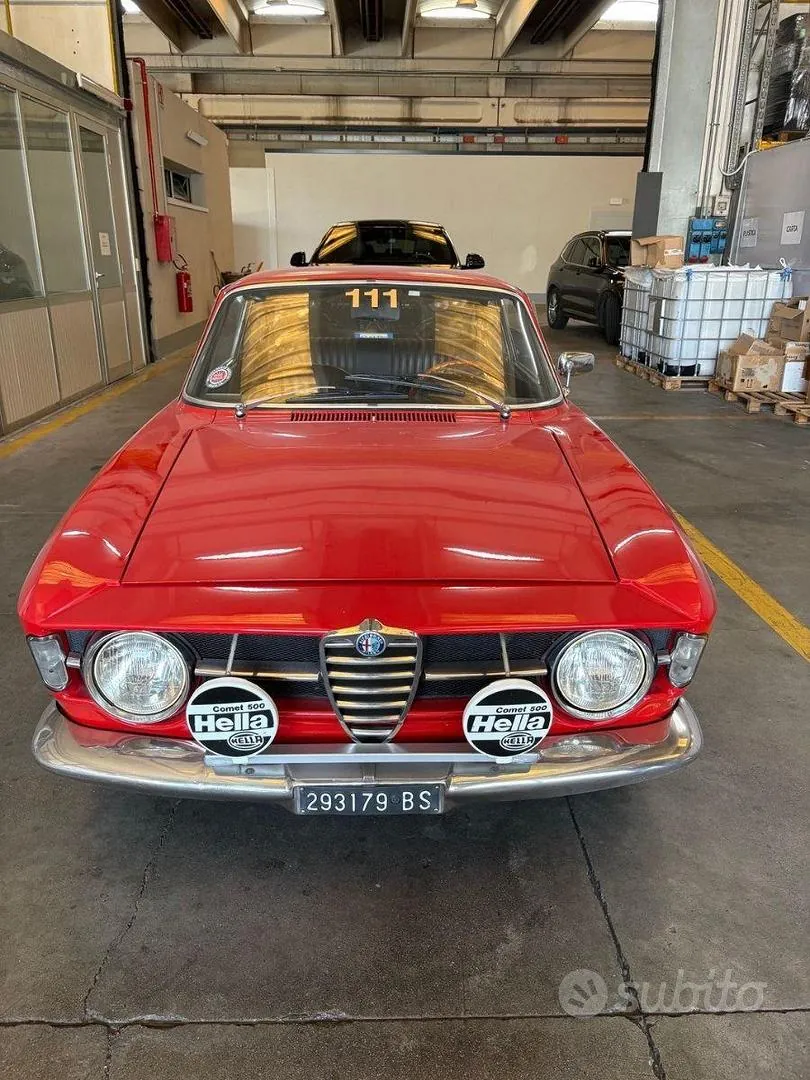 Alfa Romeo Gt 1300 Junior 1970 photo 2