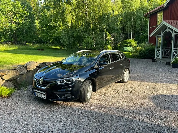 Renault Megane Iv 2018 photo 2