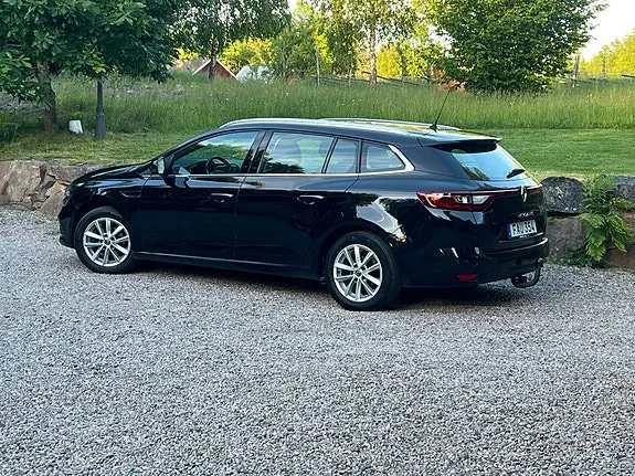 Renault Megane Iv 2018 photo 4