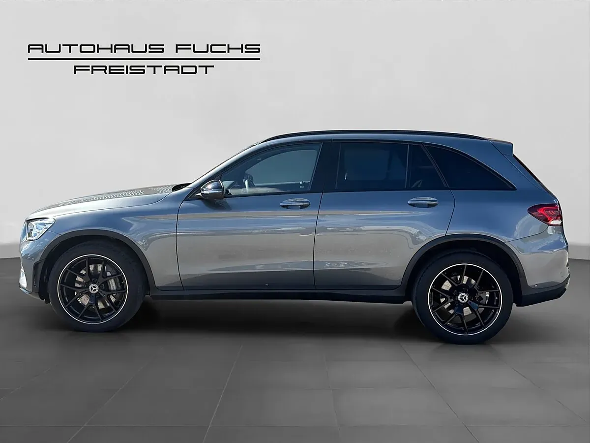 Mercedes-Benz Glc-Class 2022 photo 2