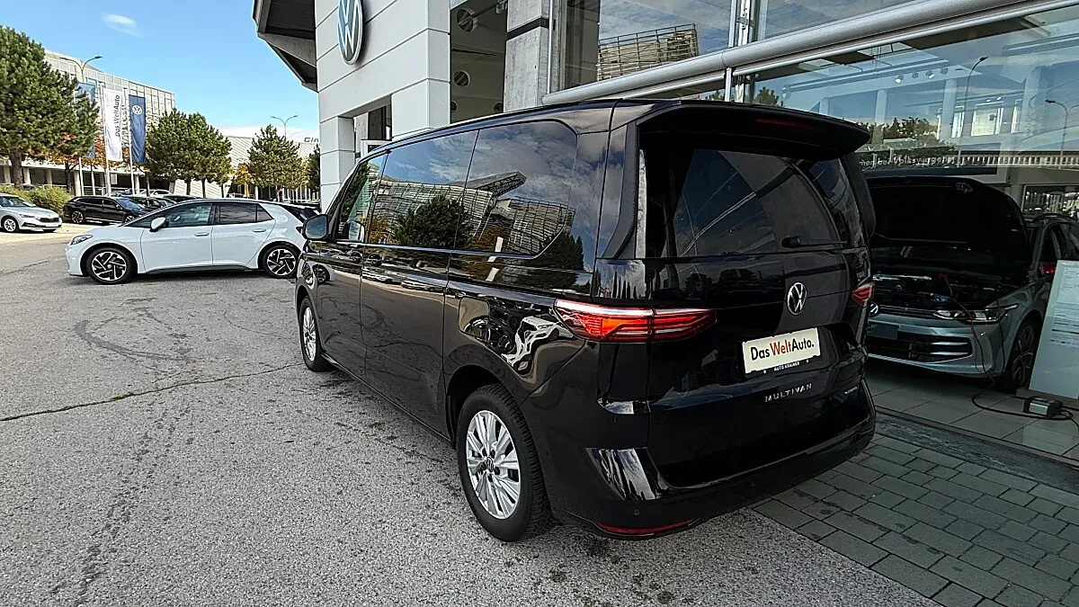 Volkswagen Multivan 2022 photo 3