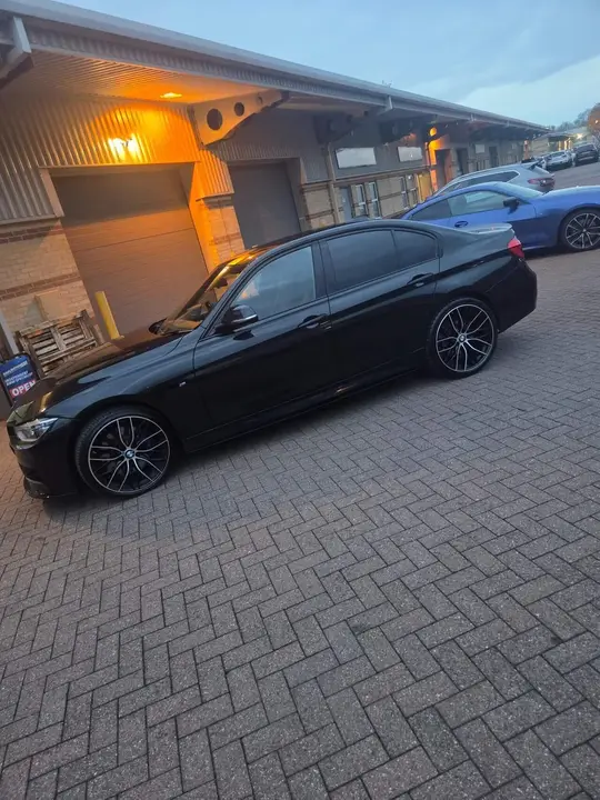 BMW 3 Series 2016 photo 5