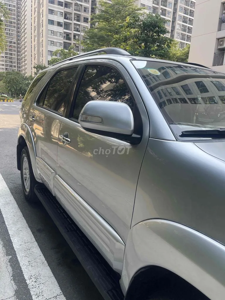 Toyota Fortuner 2012 photo 5