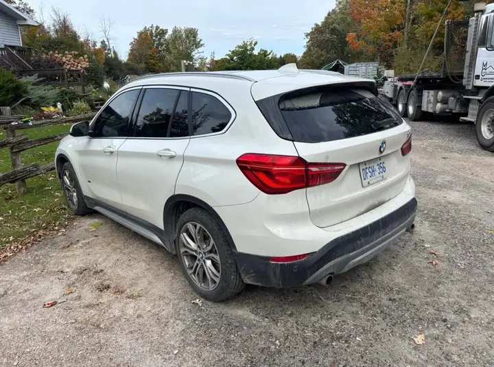 BMW X1 2016 photo 3