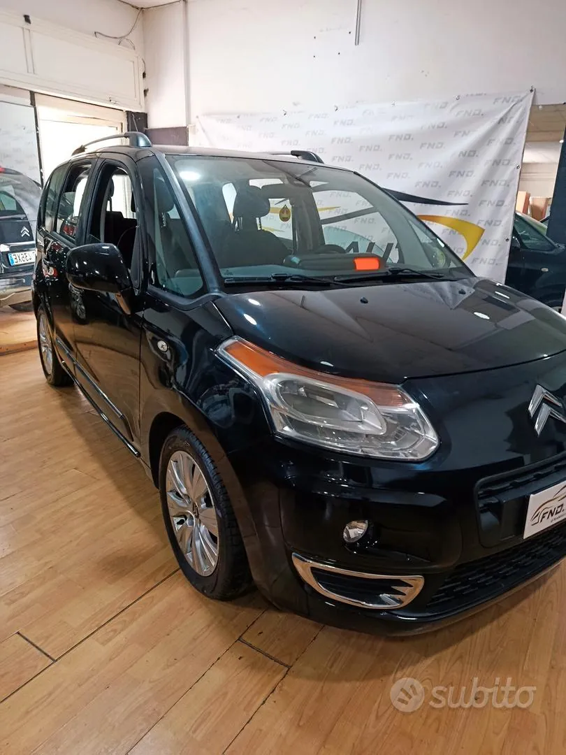 Citroen C3 Picasso 2010 photo 2