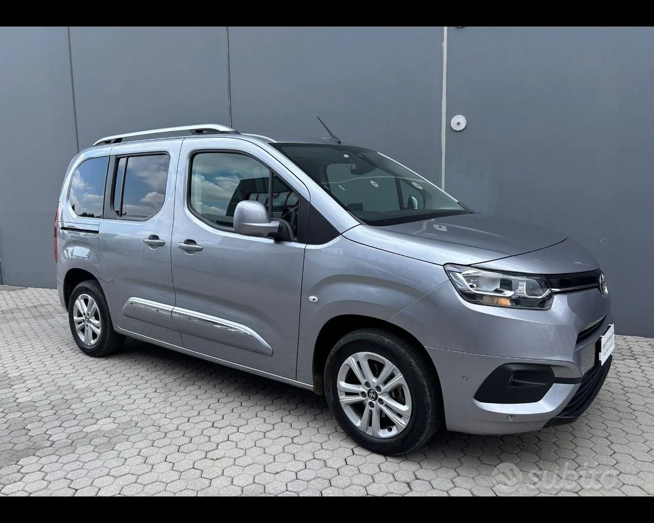 Toyota Proace City Verso photo 3