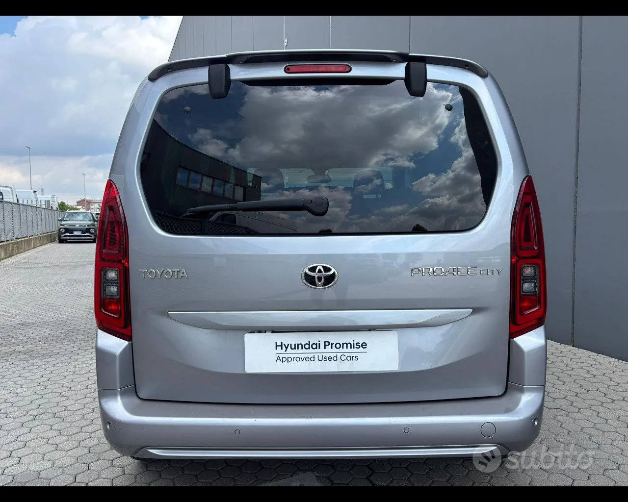 Toyota Proace City Verso photo 5
