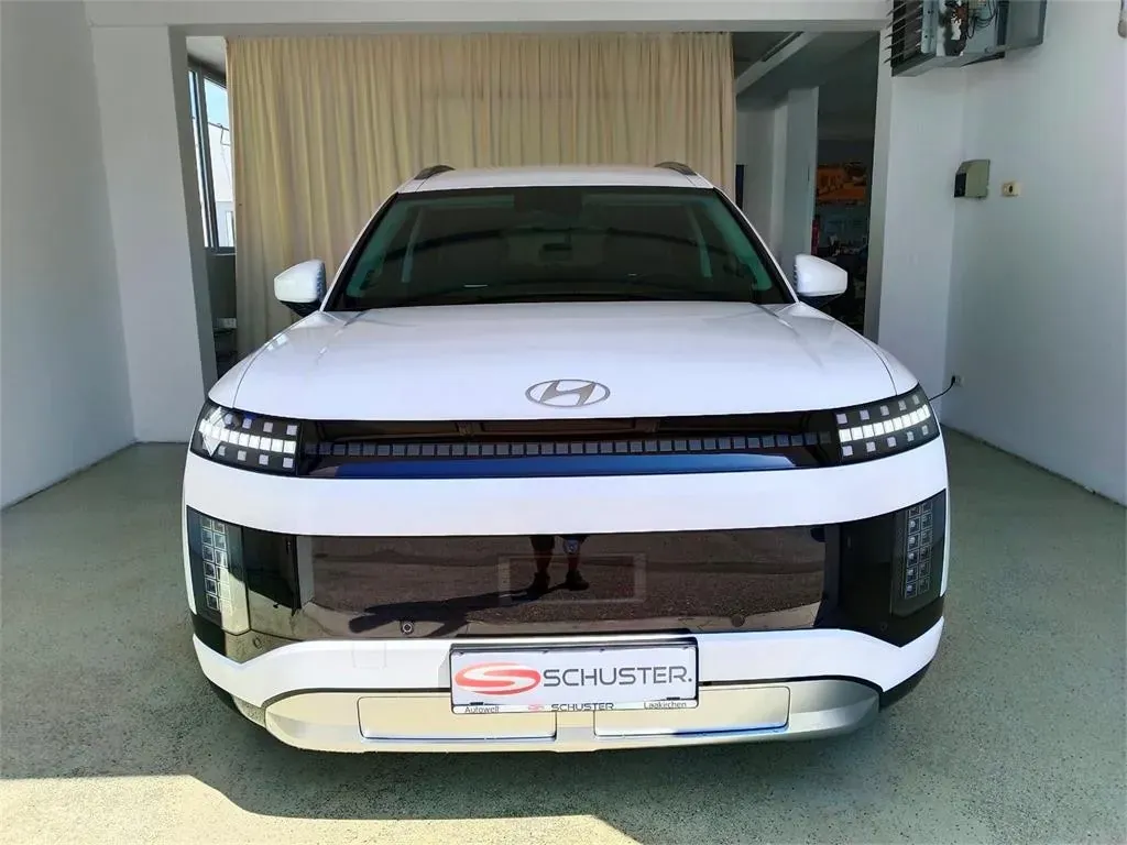 Hyundai Ioniq 9 2025 photo 2