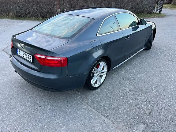Audi A5 2009 photo 5