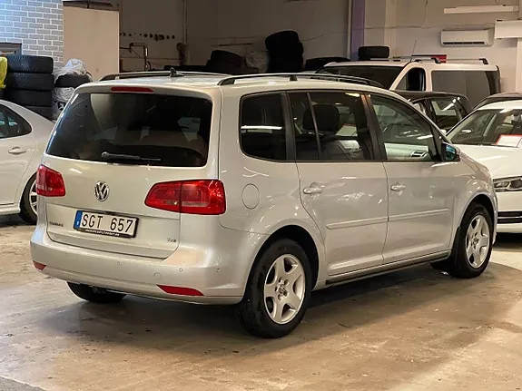 Volkswagen Touran 2013 photo 4