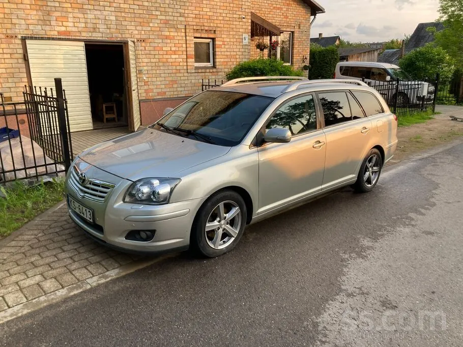 Toyota Avensis 2006 photo 2
