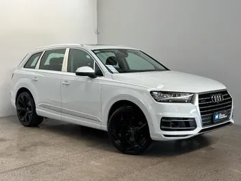 Audi Q7 2016 photo 2