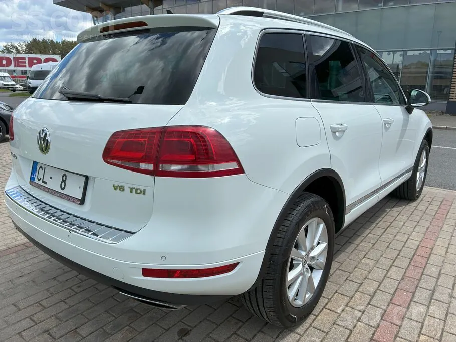Volkswagen Touareg 2013 photo 4