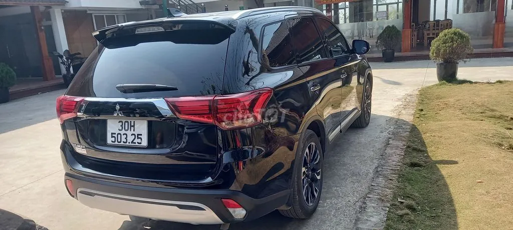 Mitsubishi Outlander 2022 photo 5
