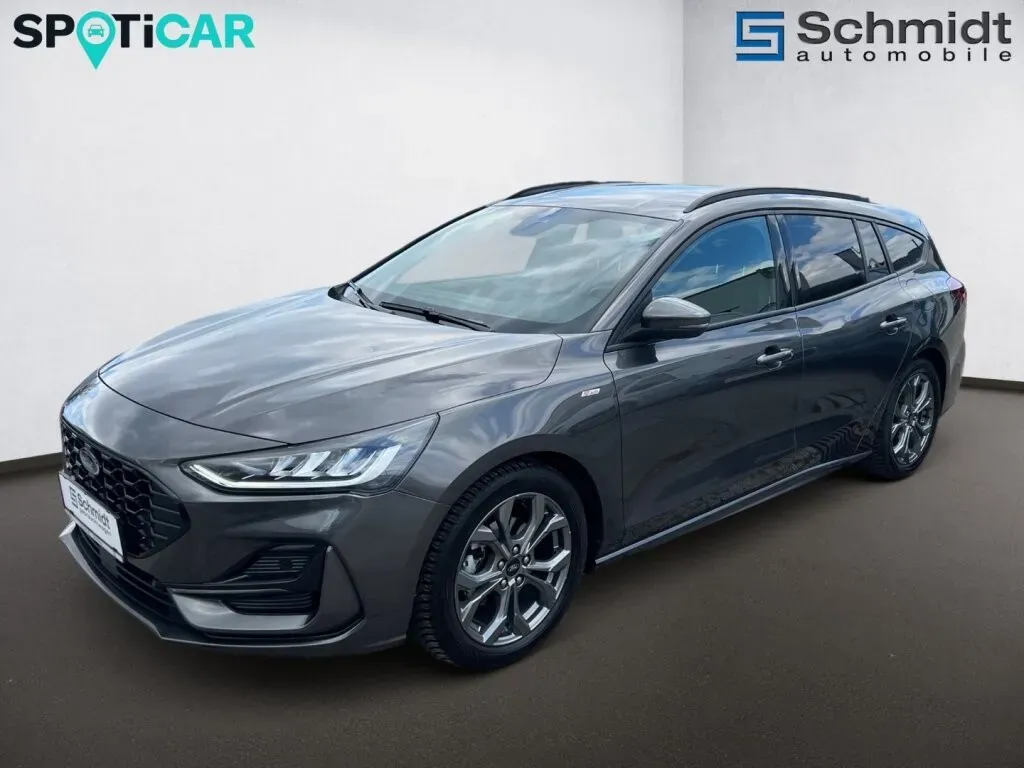 Ford Focus 2023 photo 2