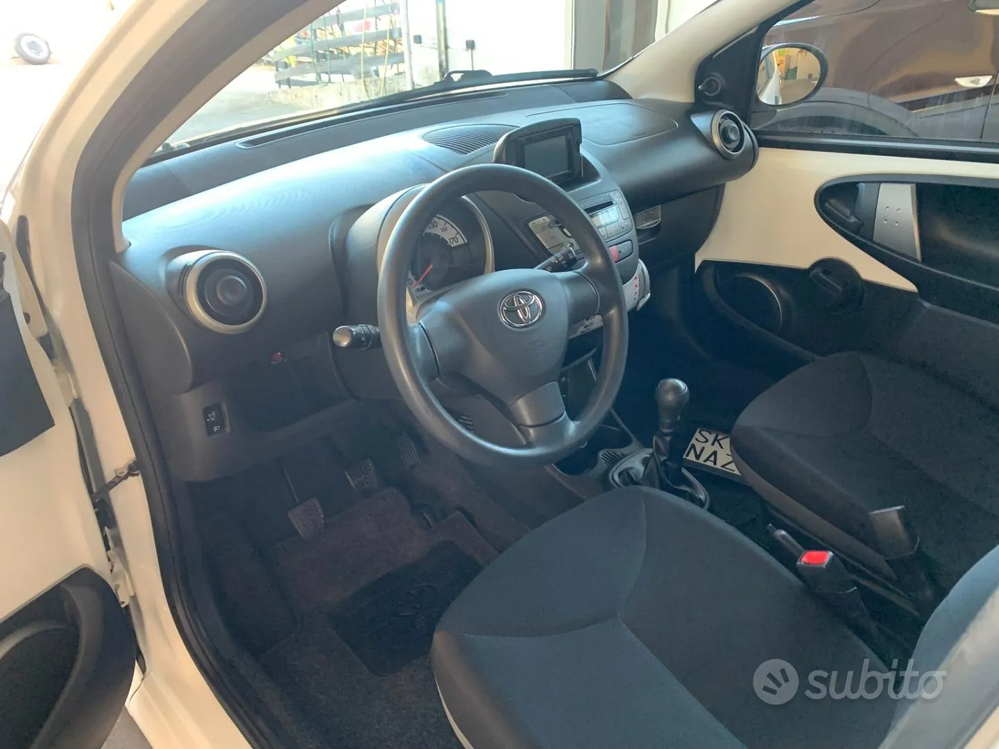 Toyota Aygo 2012 photo 4