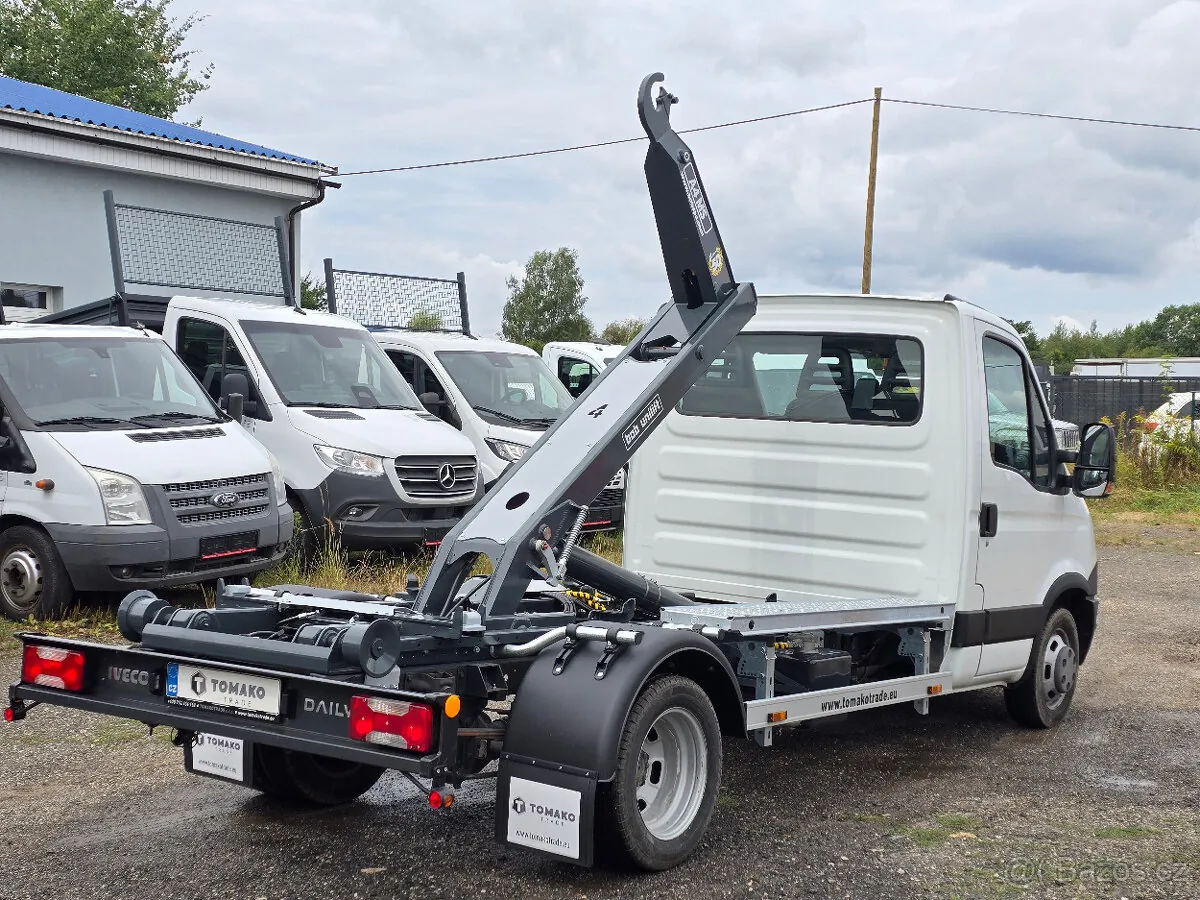 Iveco Daily 2023 photo 4